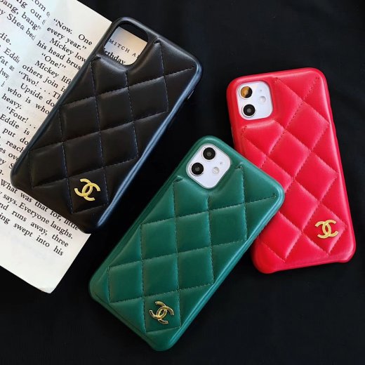 【シャネル】 Chanel iPhone 16/16 Pro/16 Pro Max/15/15 pro/14/14 Pro/14 Pro Max/13/13 Pro/13 Pro Max/12/12 Pro/12 Pro Max/11 / XS ケース 芸能人愛用[#006]