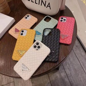 【2021新作】【プラダ】 PRADA iPhone 13/13 Pro/13 Pro Max/12mini/12 Pro/12 Pro Max/11/XR/XS/XS MAX/8/7/6 ケース 芸能人愛用[#pra2021112618]