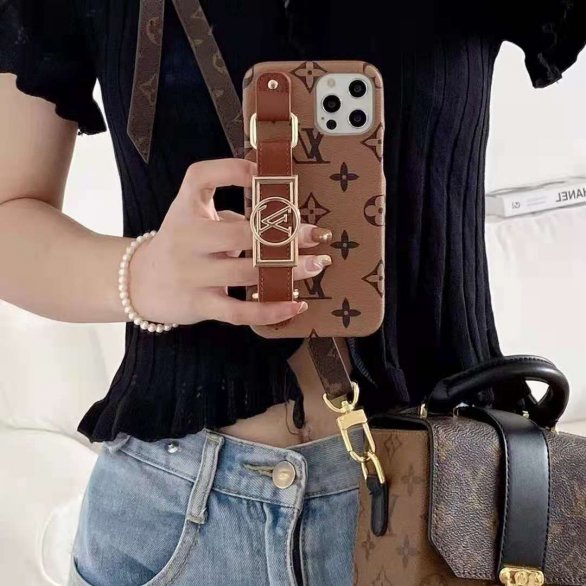 大人気 Louis Vuitton 公式ウェブサイト1：1 スーパーコピー ルイヴィトン M69782 バンパー ドーフィーヌ iPhone 16/16 Pro/16 Pro Max/15/15 Pro/15 Pro Max/14/14 Pro/14 Pro Max/13/13 Pro/12/11/XS/8/7 Plus カバー