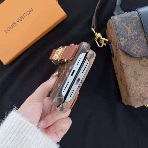 大人気 Louis Vuitton 公式ウェブサイト1：1 スーパーコピー ルイヴィトン M69782 バンパー ドーフィーヌ iPhone 16/16 Pro/16 Pro Max/15/15 Pro/15 Pro Max/14/14 Pro/14 Pro Max/13/13 Pro/12/11/XS/8/7 Plus カバー
