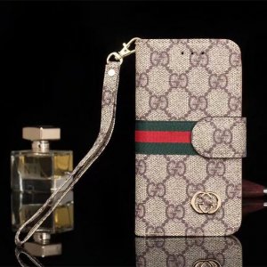 【グッチ】贅沢 ブランド GUCCI iPhone 16/16 Pro/16 Pro Max/15/15 Plus/15 Pro/15 Pro Max/14/14 Pro/14 Pro Max/13/13 Pro/13 Pro Max/12/11/XS/8/7/6 ケース 芸能人愛用[#029]