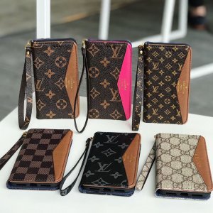 贅沢 ブランド ★ ルイヴィトン / Louis Vuitton iPhone 16/16 Pro/16 Pro Max/15/15 Plus/15 Pro/15 Pro Max/14/14 Pro Max/13/13 Pro/12/11/XS/8/7/6 ケース 芸能人愛用 人気おすすめ[#case202102266]